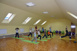 Спортивно танцювальний центр Fitness House - Тернополь, Йога, Zumba, Пилатес, Степ-аэробика