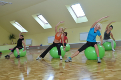 Спортивно танцювальний центр Fitness House - Zumba