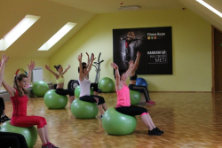 Спортивно танцювальний центр Fitness House - Тернополь, Йога, Zumba, Пилатес, Степ-аэробика